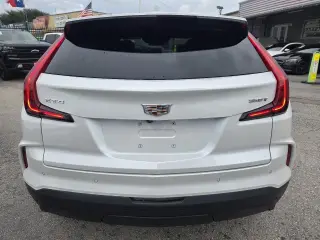 2024 Cadillac XT4 Luxury