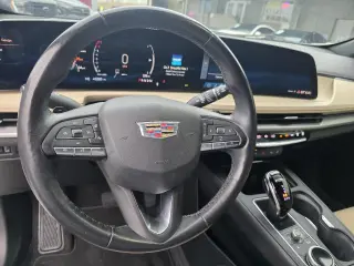 2024 Cadillac XT4 Luxury