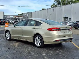 Ford Fusion Hybrid 2018 S Sedán 4 puertas