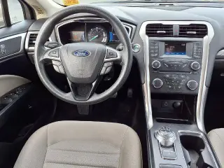 Ford Fusion Hybrid 2018 S Sedán 4 puertas