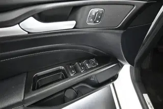 Ford Fusion Energi 2019 Titanium 4dr Sedán