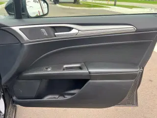 Ford Fusion 2020 SE 4dr Sedan