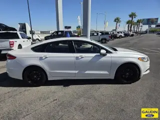 Ford Fusion 2018 SE 4dr Sedan