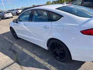 Ford Fusion 2020 SE 4p Sedan