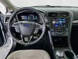 Ford Fusion 2019 SE 4p Sedan