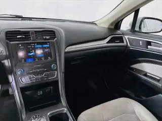 Ford Fusion 2019 SE 4p Sedan