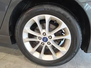 Ford Fusion 2020 SE 4dr Sedán