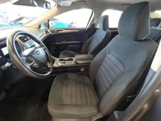 Ford Fusion 2020 SE 4dr Sedán
