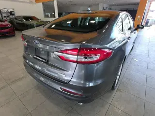 Ford Fusion 2020 SE 4dr Sedán