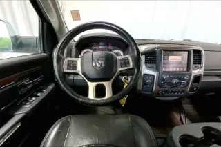 Ram 2500 2015 4x4 Laramie 4p Cabina de Tripulacion Crew 6.3 ft. CB Camion