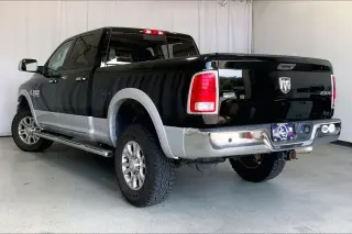 Ram 2500 2015 4x4 Laramie 4p Cabina de Tripulacion Crew 6.3 ft. CB Camion