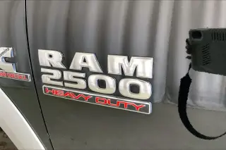Ram 2500 2015 4x4 Laramie 4p Cabina de Tripulacion Crew 6.3 ft. CB Camion