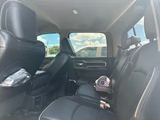Ram 2500 2022 4x4 Laramie 4p Cabillaje Tripulación 6,3 ft. SB Pickup
