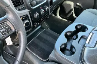 Ram 1500 Clásico 2023 4x2 Tradesman 2dr Regular Cab 8 ft. LB Pickup