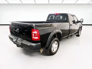 Ram 3500 2024 4x4 Tradesman 4p Puerta de Cab de 8 ft. LB SRW Camioneta