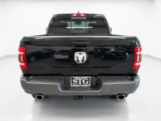 Ram 3500 2024 4x4 Tradesman 4p Puerta de Cab de 8 ft. LB SRW Camioneta