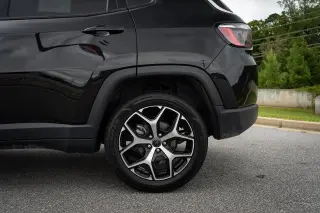 Jeep Compass 2025 4x4 Limited SUV de 4 puertas
