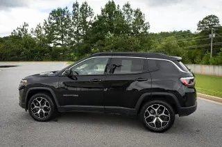 Jeep Compass 2025 4x4 Limited SUV de 4 puertas