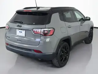 Jeep Compass 2023 4x4 Latitude 4dr SUV