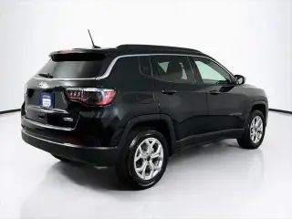 Jeep Compass 2025 4x4 Latitude 4dr SUV