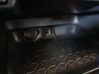 Toyota RAV4 2019 XLE 4p SUV