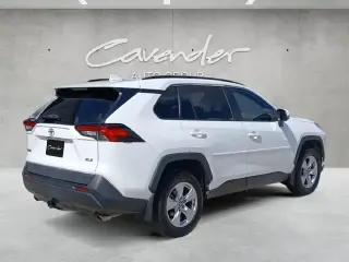 Toyota RAV4 2019 XLE 4p SUV