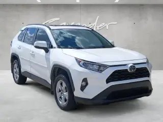 Toyota RAV4 2019 XLE 4p SUV