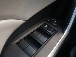 Toyota RAV4 2019 XLE 4p SUV