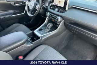 Toyota RAV4 2024 AWD XLE 4dr SUV