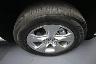 Toyota RAV4 2025 AWD XLE 4dr SUV