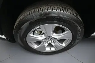 Toyota RAV4 2025 AWD XLE 4dr SUV
