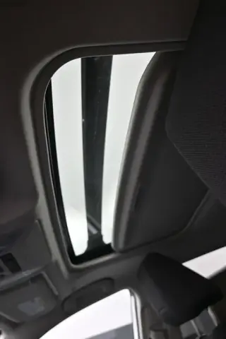 Toyota RAV4 2025 AWD XLE 4dr SUV