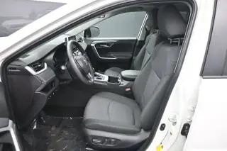Toyota RAV4 2025 AWD XLE 4dr SUV