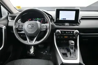Toyota RAV4 2025 AWD XLE 4dr SUV