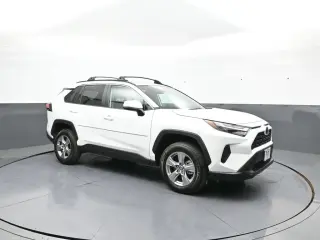 Toyota RAV4 2025 AWD XLE 4dr SUV