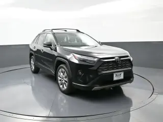 Toyota RAV4 2022 AWD Limited 4p SUV