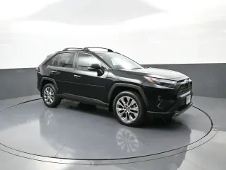 Toyota RAV4 2022 AWD Limited 4p SUV