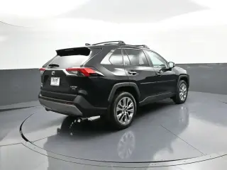Toyota RAV4 2022 AWD Limited 4p SUV