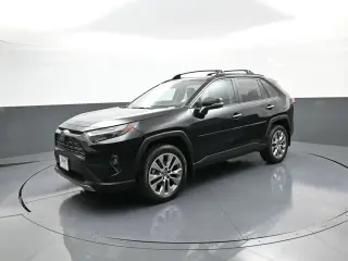 Toyota RAV4 2022 AWD Limited 4p SUV