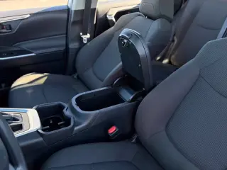 Toyota RAV4 2025 LE 4dr SUV