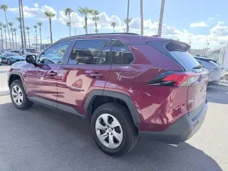 Toyota RAV4 2021 LE SUV de 4 puertas