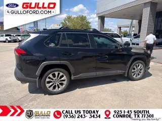 Toyota RAV4 2021 XLE Premium 4dr SUV