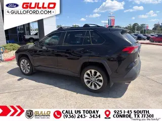 Toyota RAV4 2021 XLE Premium 4dr SUV