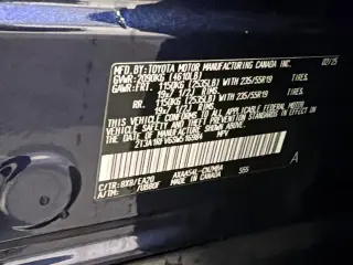 Toyota RAV4 2025 AWD XLE Premium 4p SUV