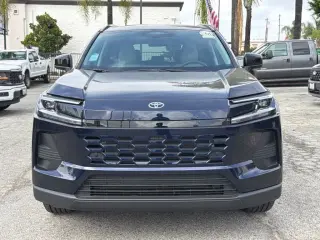 Toyota RAV4 2026 LE 4dr SUV