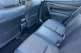 Toyota Corolla 2016 S 4dr Sedán
