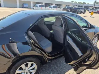 Toyota Corolla 2015 LE 4p Sedan