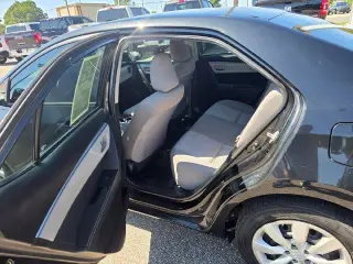 Toyota Corolla 2015 LE 4p Sedan