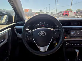 Toyota Corolla 2015 LE 4p Sedan