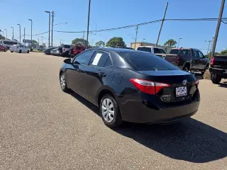 Toyota Corolla 2015 LE 4p Sedan